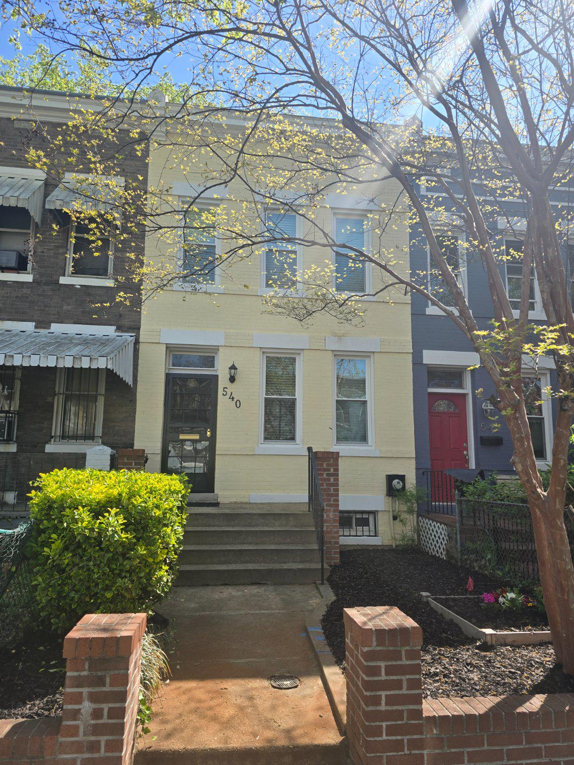 540 14th St SE — photo