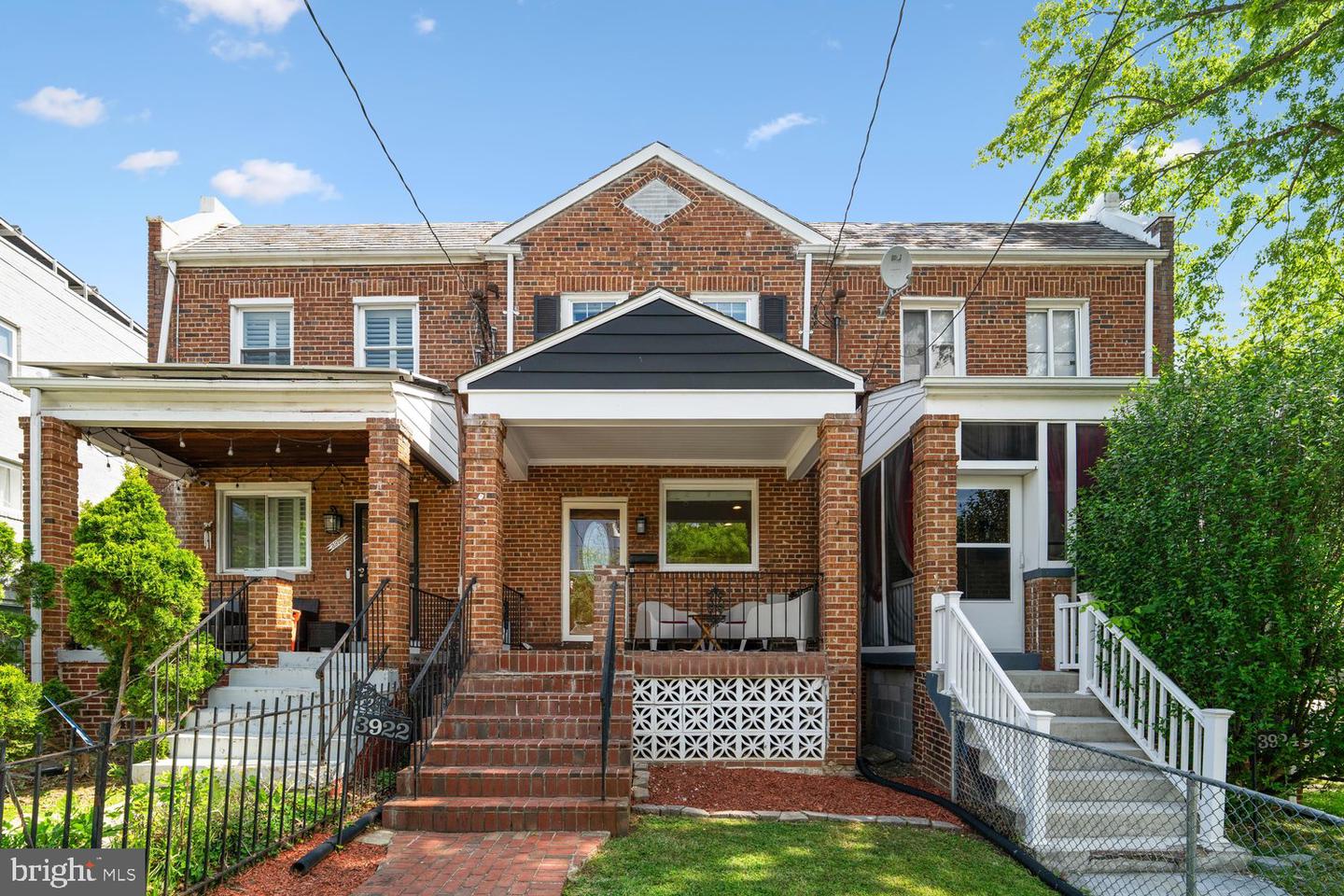 3922 Q St SE — photo