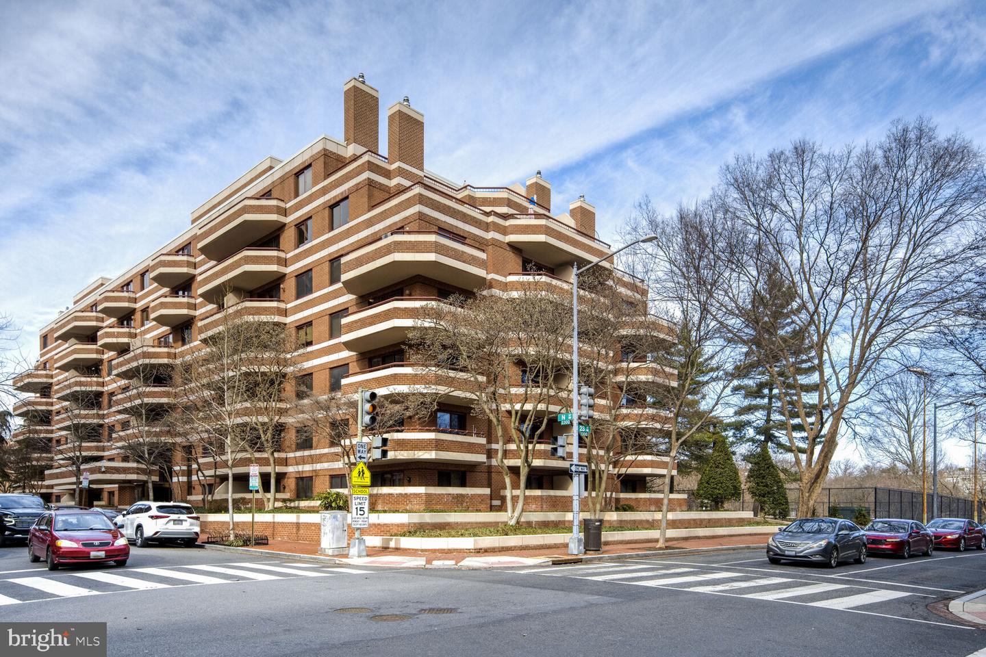 2301 N St NW #104 — photo