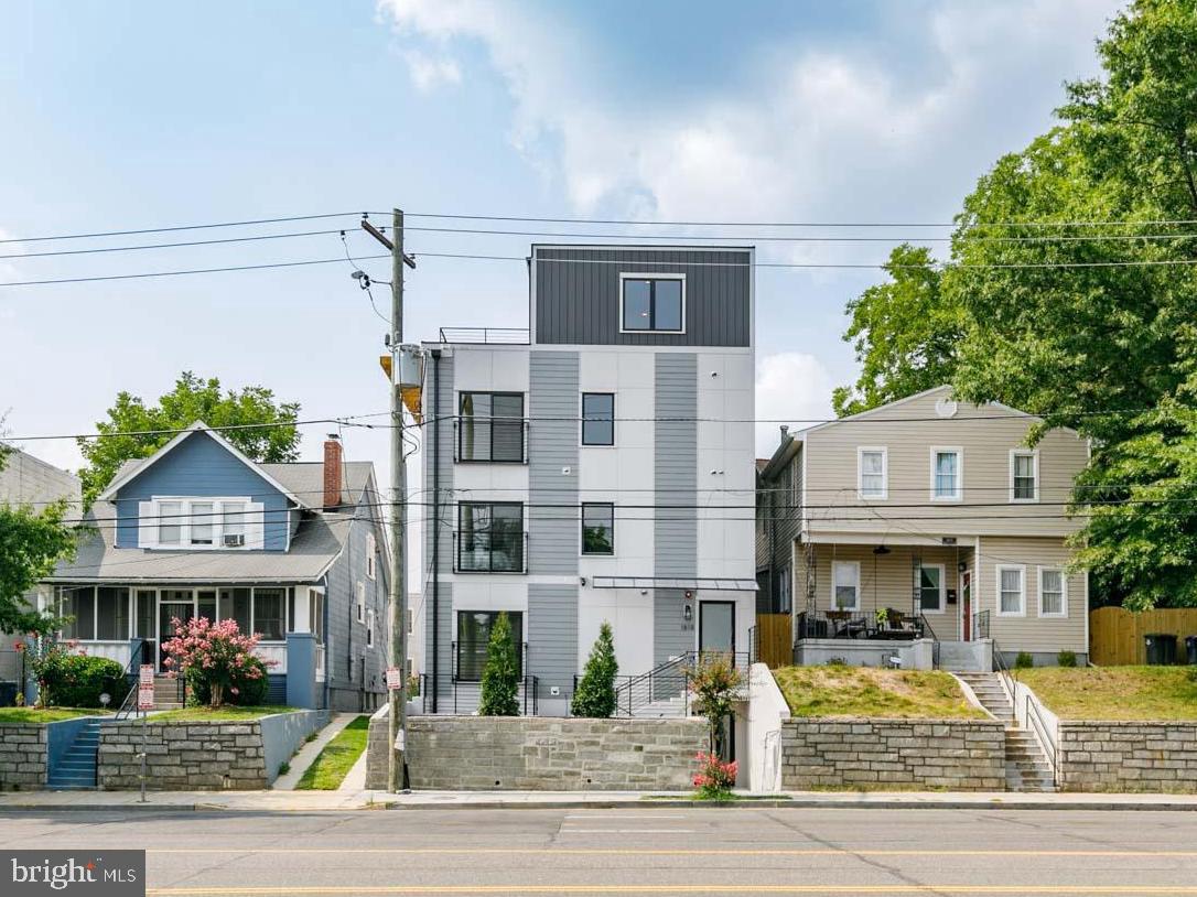 1818 Rhode Island Ave NE #6 — photo