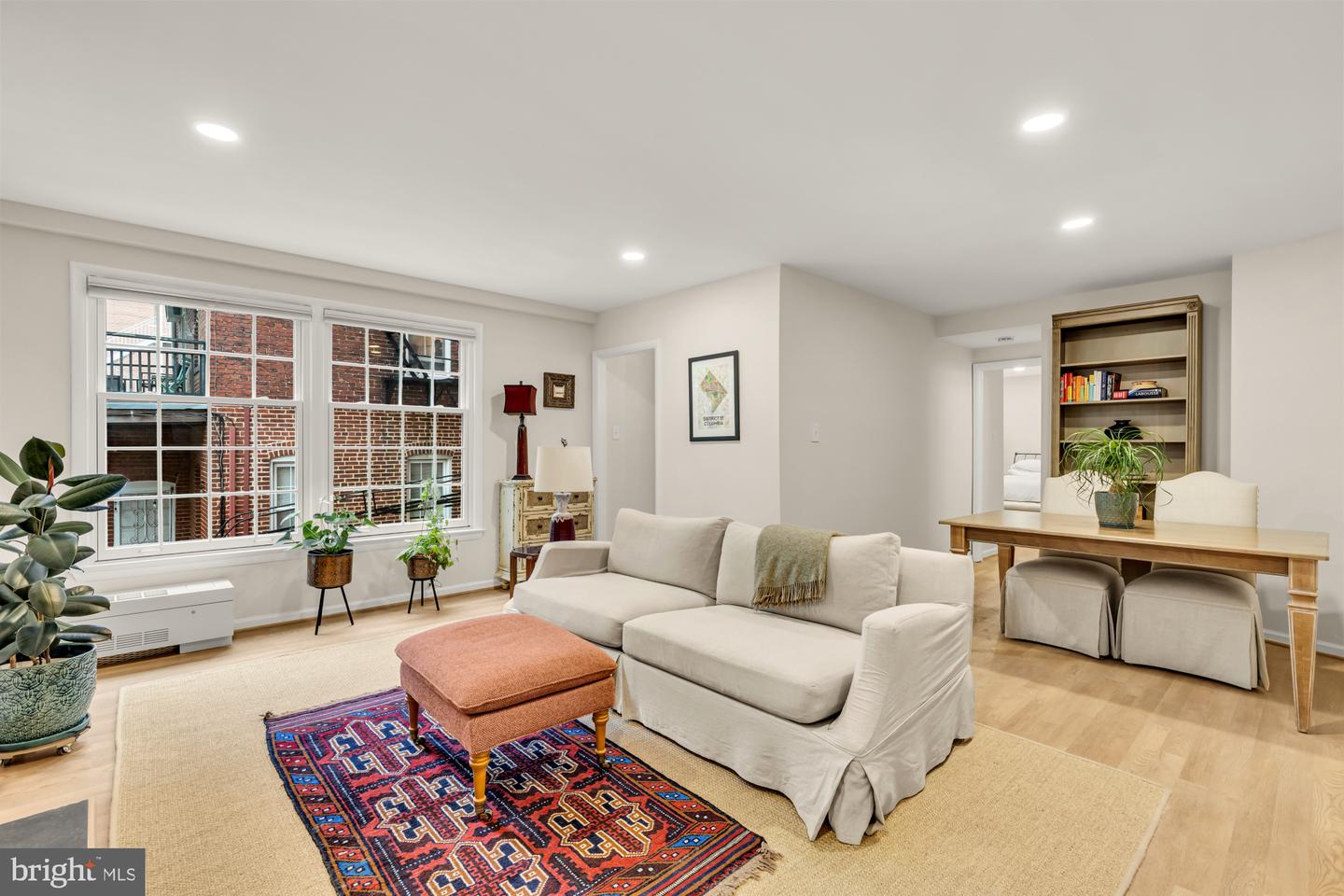 1880 Columbia Rd NW #203 — photo