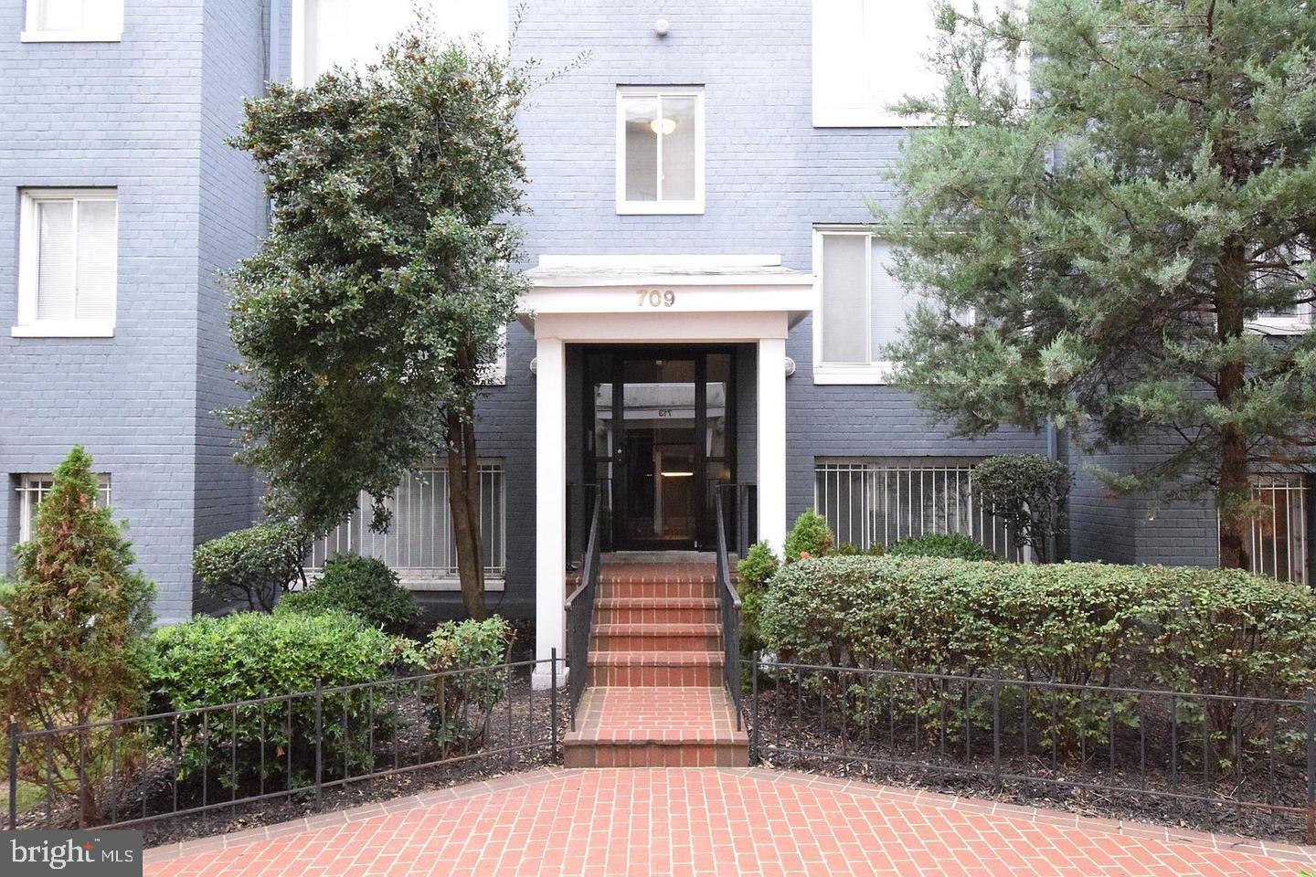 709 Brandywine St SE #302 — photo