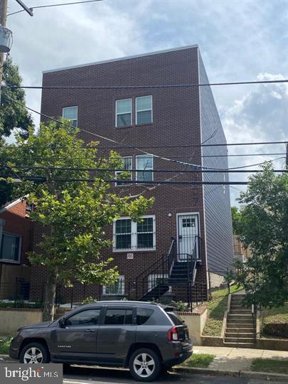4707 Sheriff Rd NE — photo
