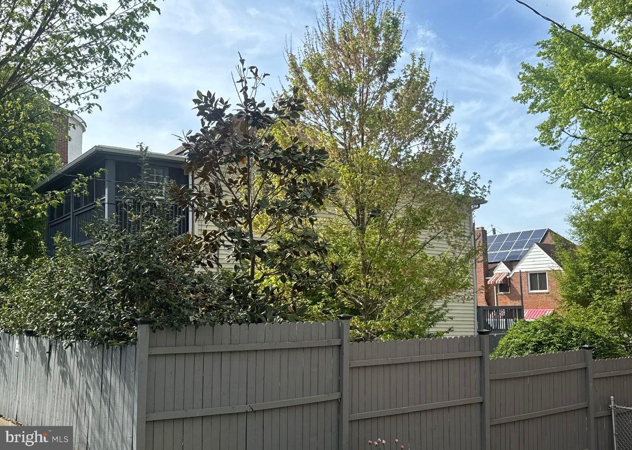 4818 Sheriff Road NE, Washington, DC 20019 — photo 2