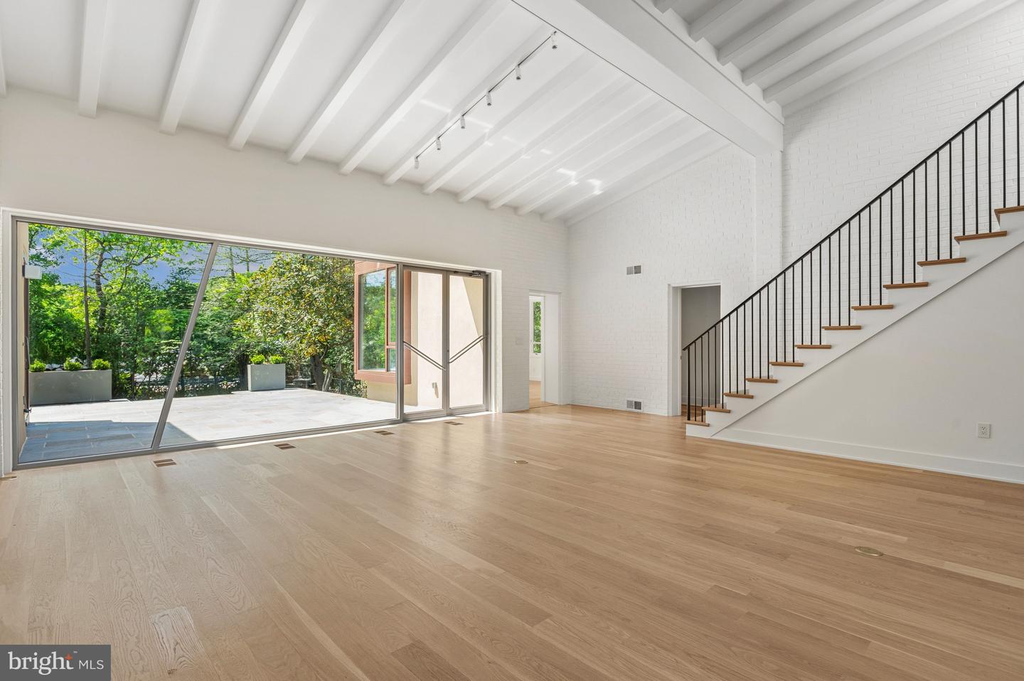 2920 Albemarle St NW — photo