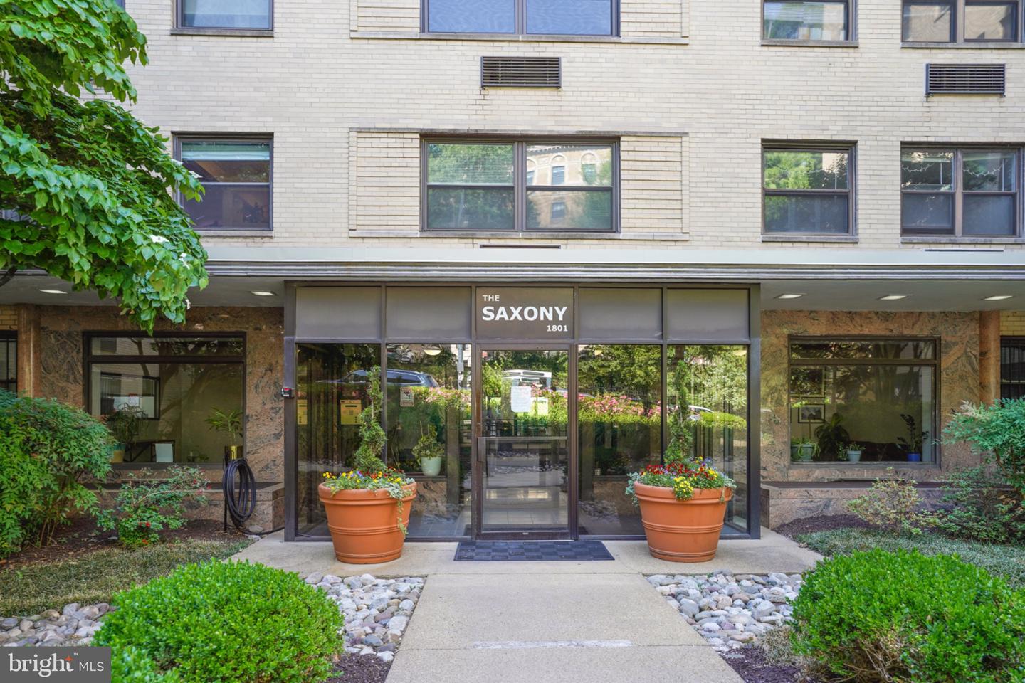 1801 Clydesdale Pl NW #518 — photo