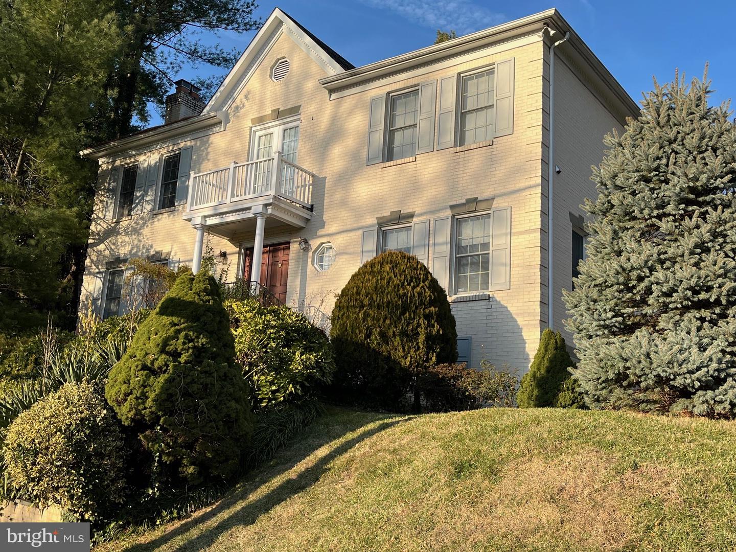 5179 Macomb St NW — photo