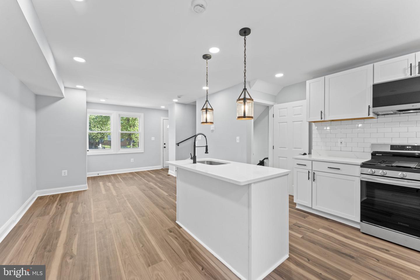 1447 Bangor St SE — photo
