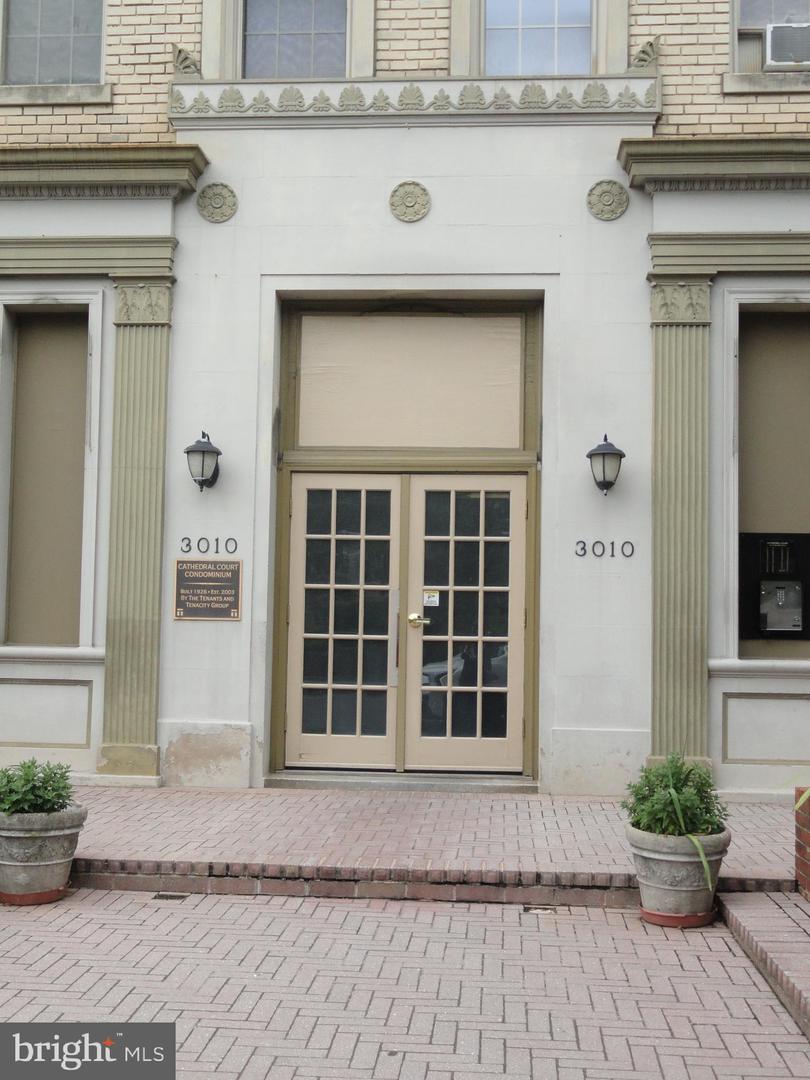 3010 Wisconsin Ave NW #B1 — photo