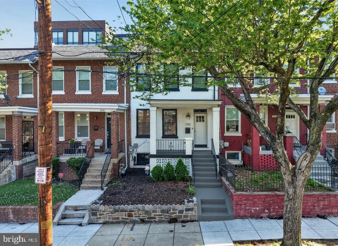 1118 Chicago St SE — photo