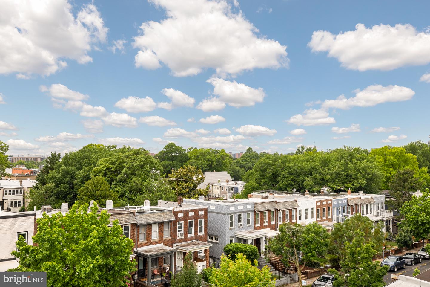 1140 Oates St NE #201 — photo
