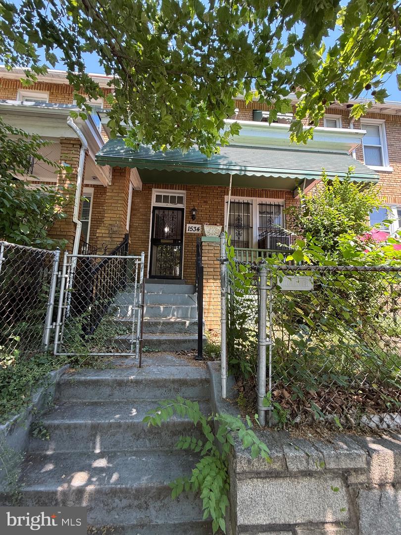 1534 Independence Ave SE — photo