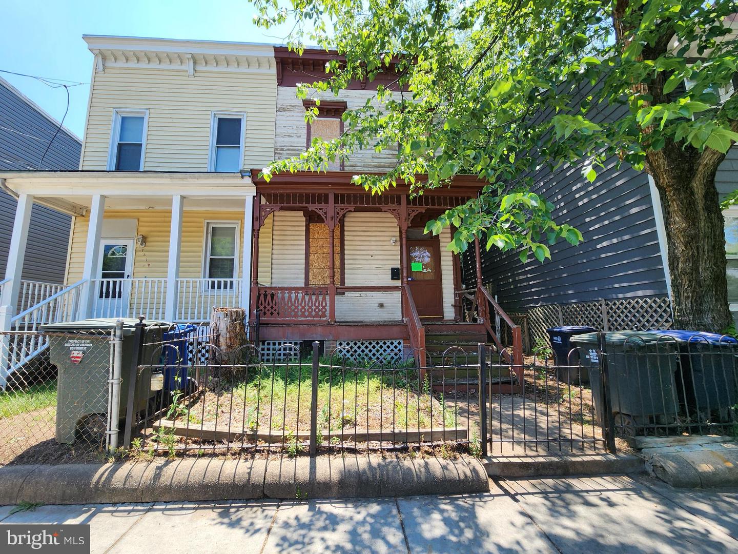 1317 U St SE — photo