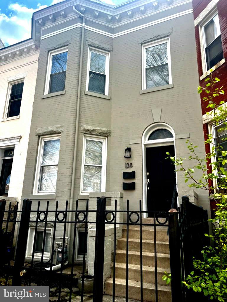 138 Rhode Island Ave NW #Unit a — photo