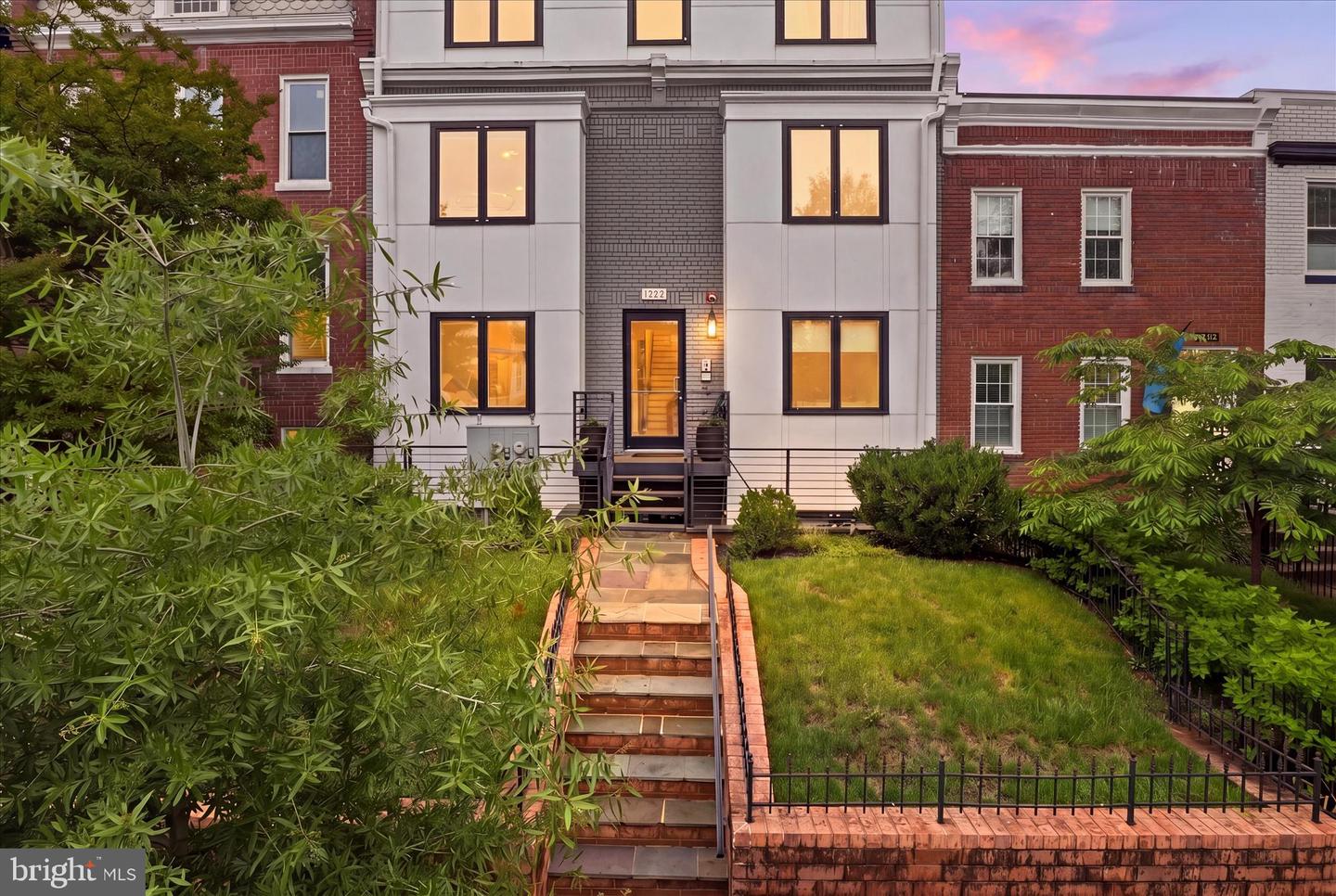 1222 Neal St NE #3 — photo