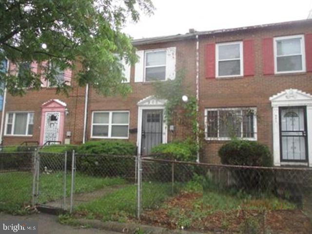 905 Bellevue St SE — photo