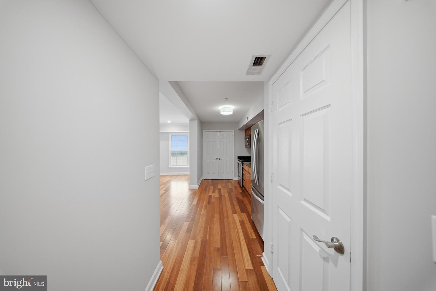 5414 1st Pl NW #202 — photo