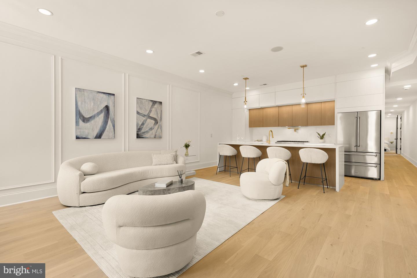 733 Euclid St NW #104 — photo