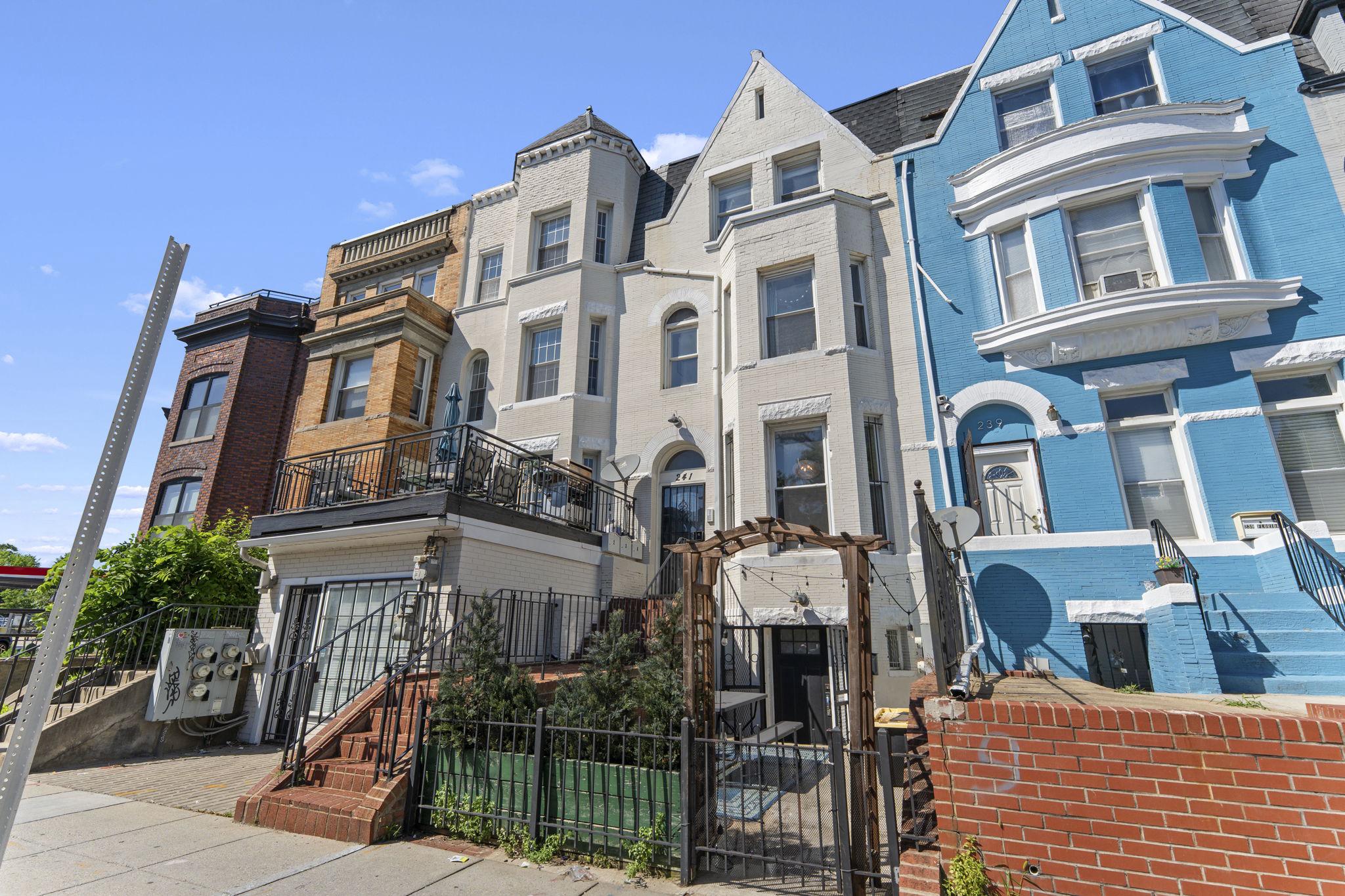 241 Florida Ave NW #2 — photo