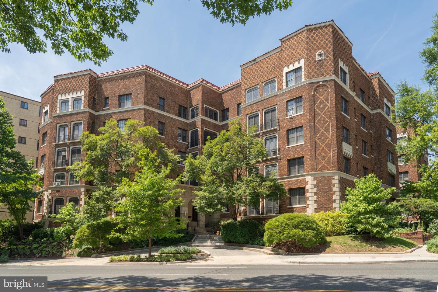 4514 Connecticut Ave NW — photo