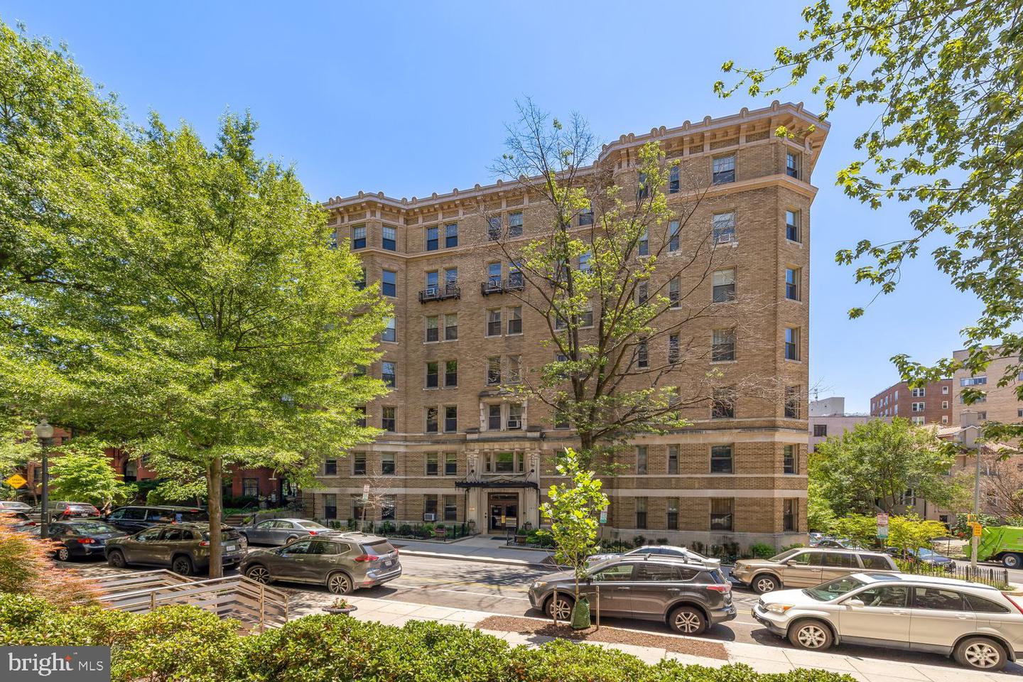 1870 Wyoming Ave NW #104 — photo