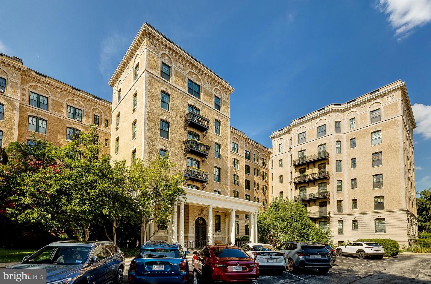 2853 Ontario Rd NW #107 — photo