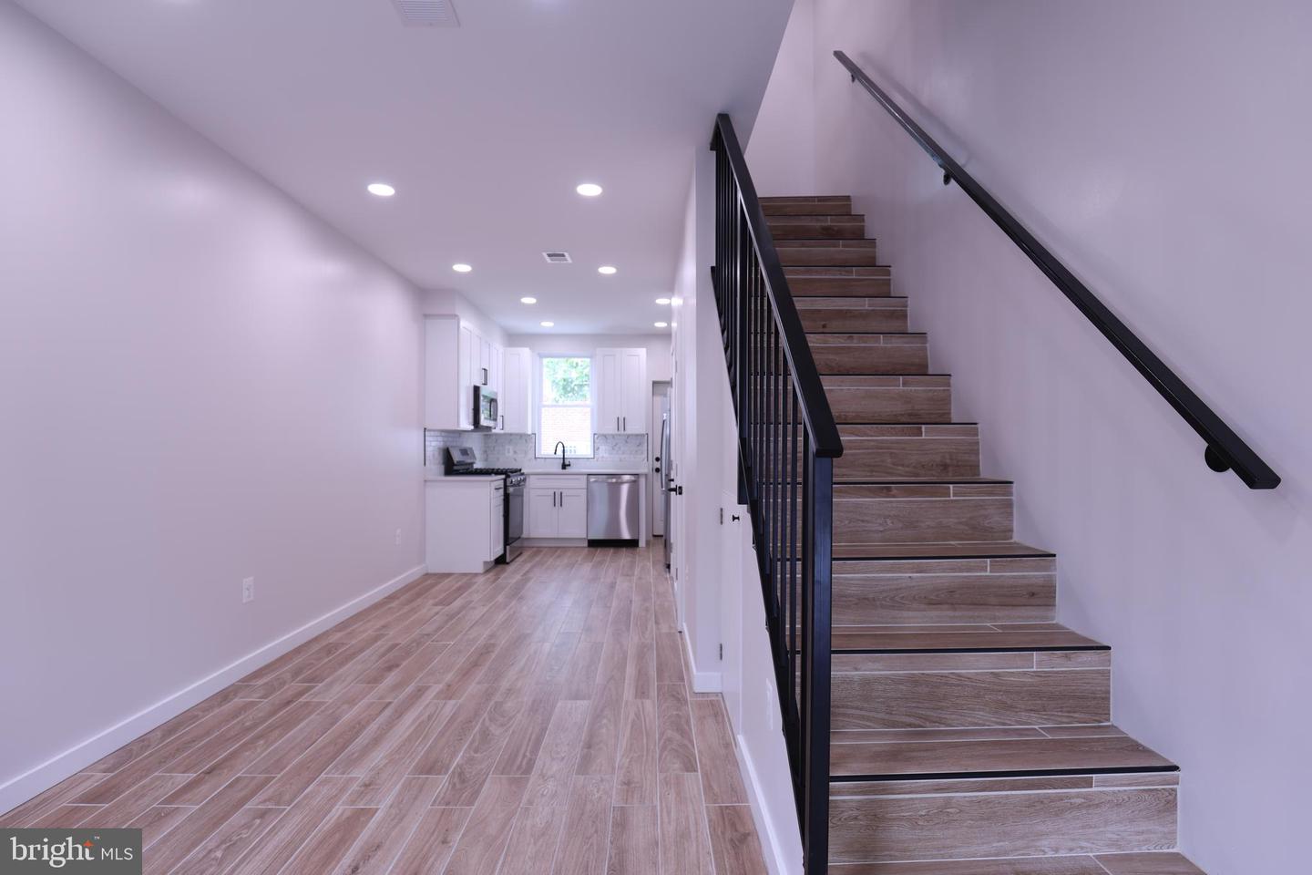 2039 Rosedale Street NE, Washington, DC 20002 — photo 2
