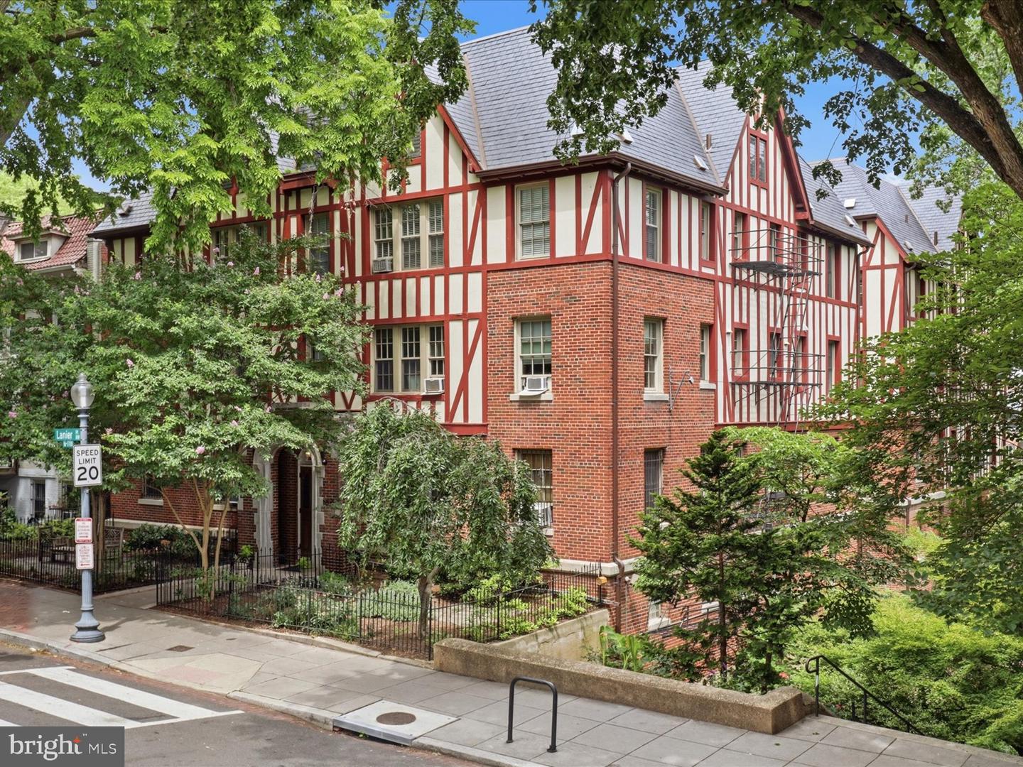 1705 Lanier Pl NW #203 — photo