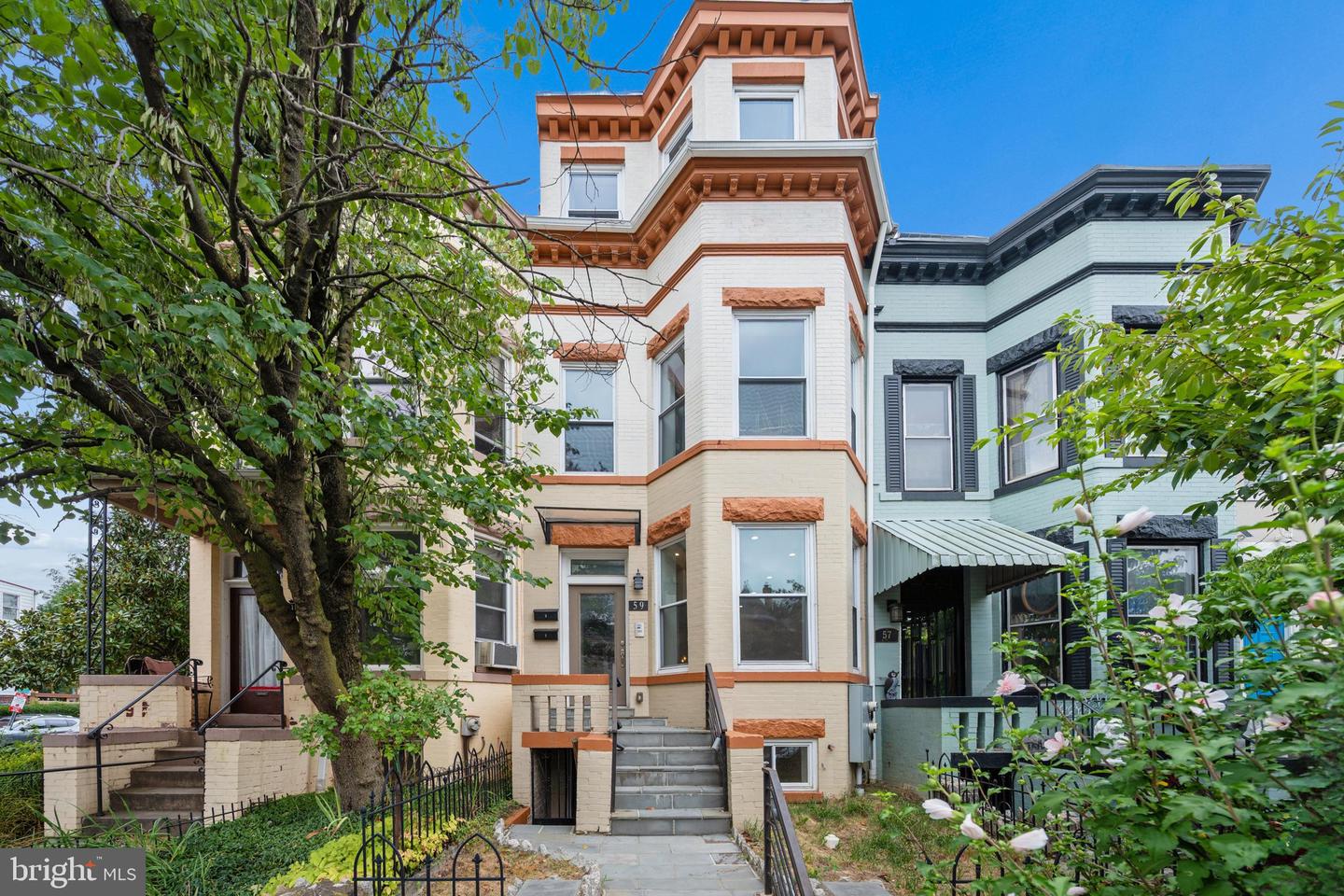 59 R St NE #1 — photo