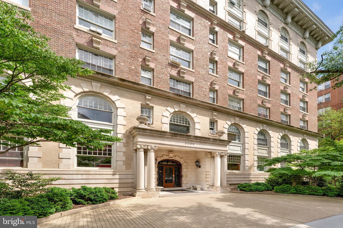 2039 New Hampshire Ave NW #210 — photo