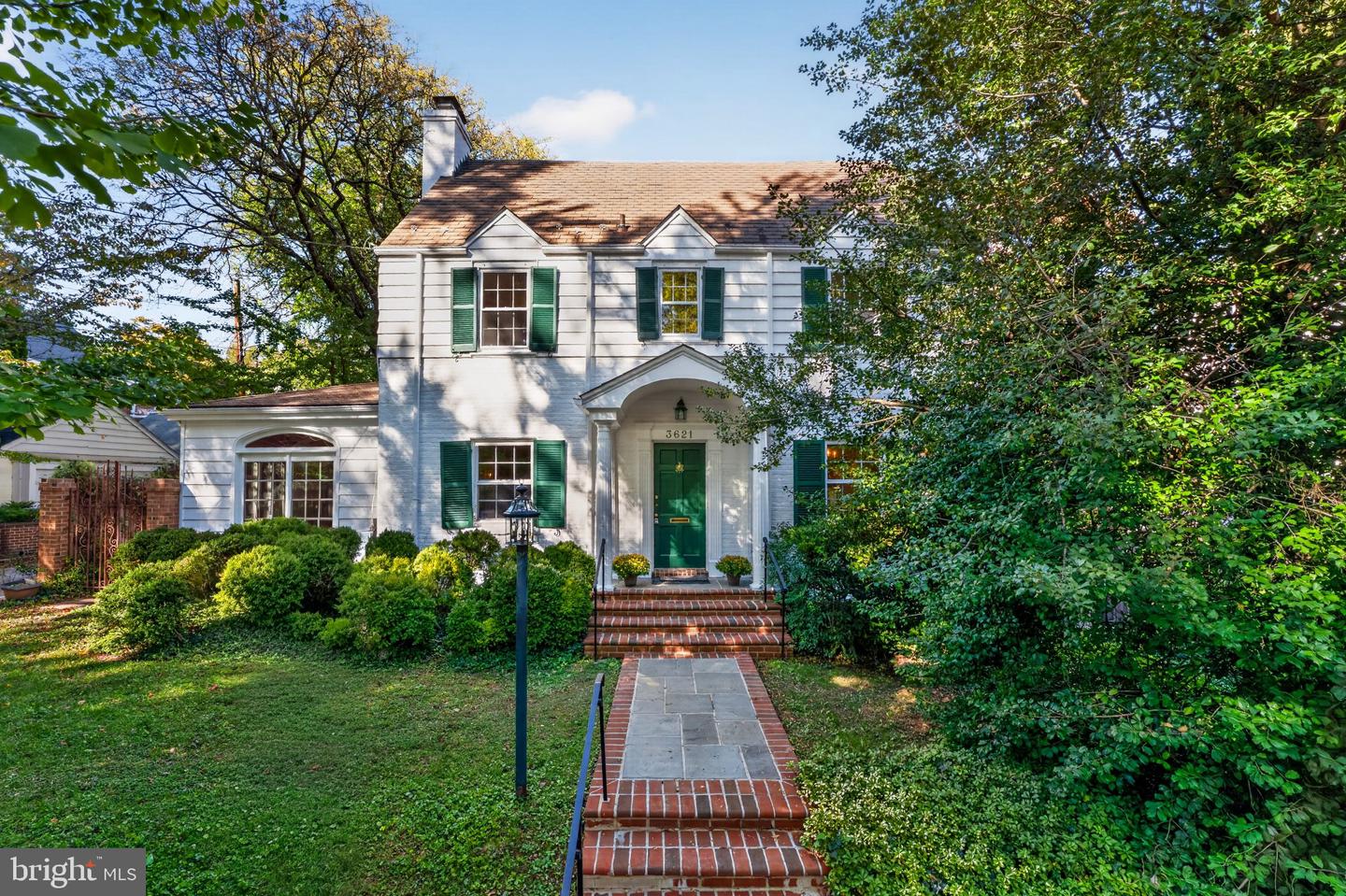 3621 Cumberland St NW — photo