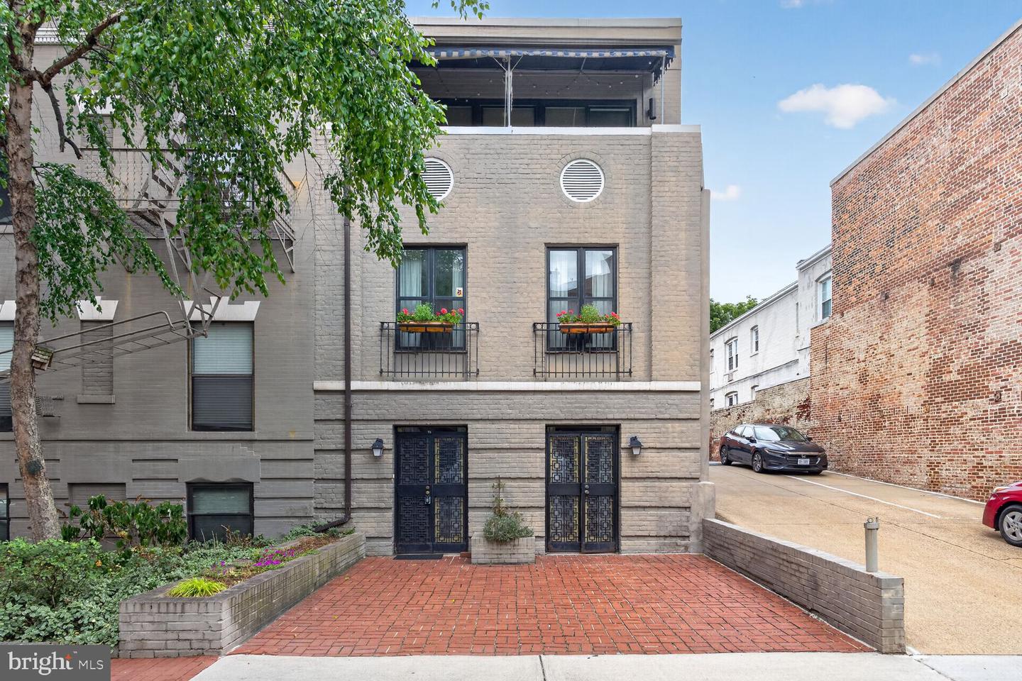 2101 N St NW #T5 — photo