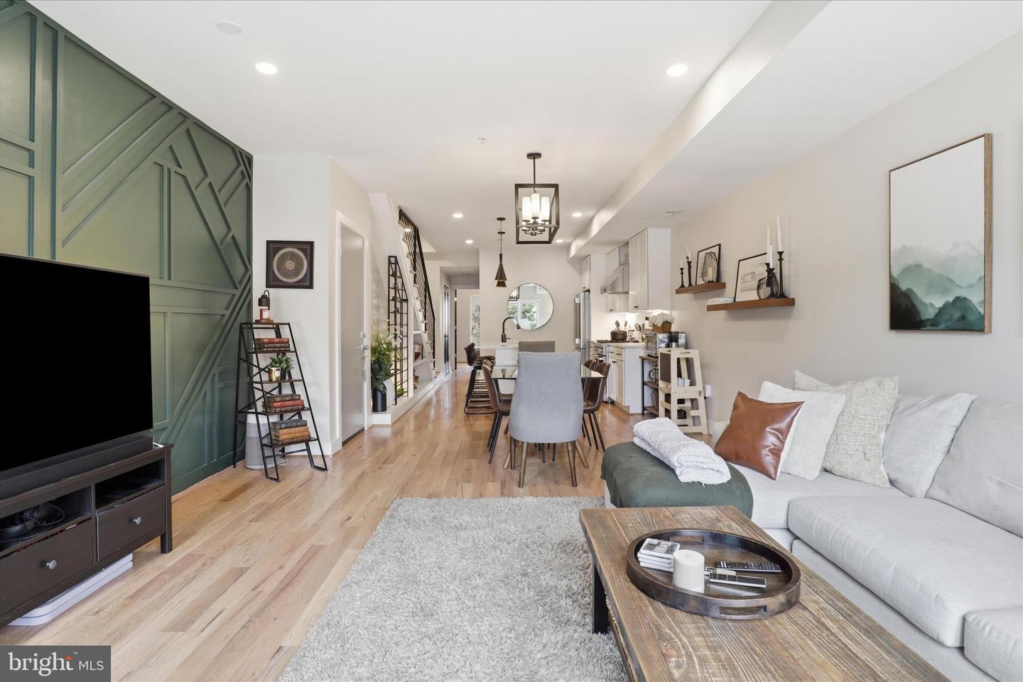 1222 Neal St NE #3 — photo