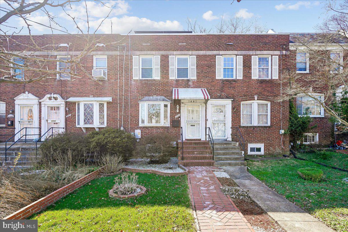 1441 Bangor St SE — photo