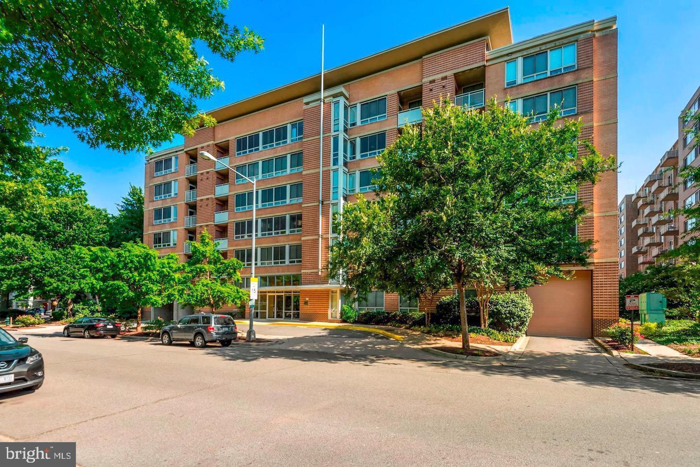 350 G St SW #N320 — photo