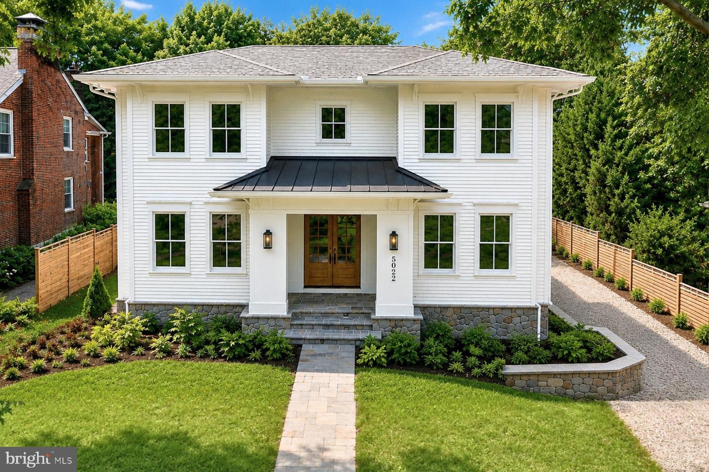 5022 Cathedral Ave NW — photo