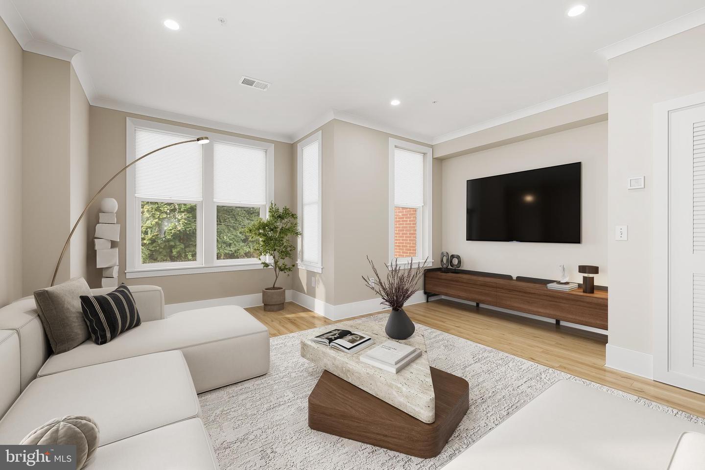 1624 26th Pl SE #2 — photo