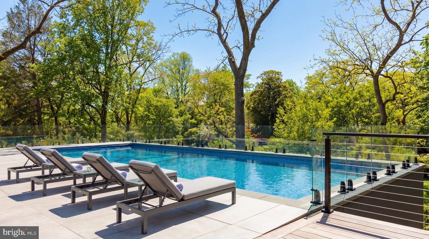 2676 Chain Bridge Road NW, Washington, DC 20016 — photo 2