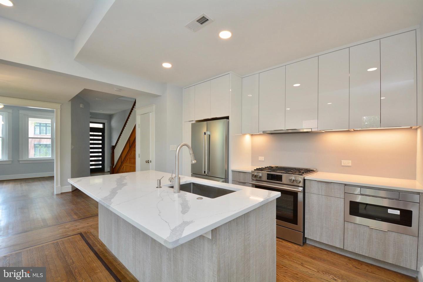1724 2nd St NW — photo
