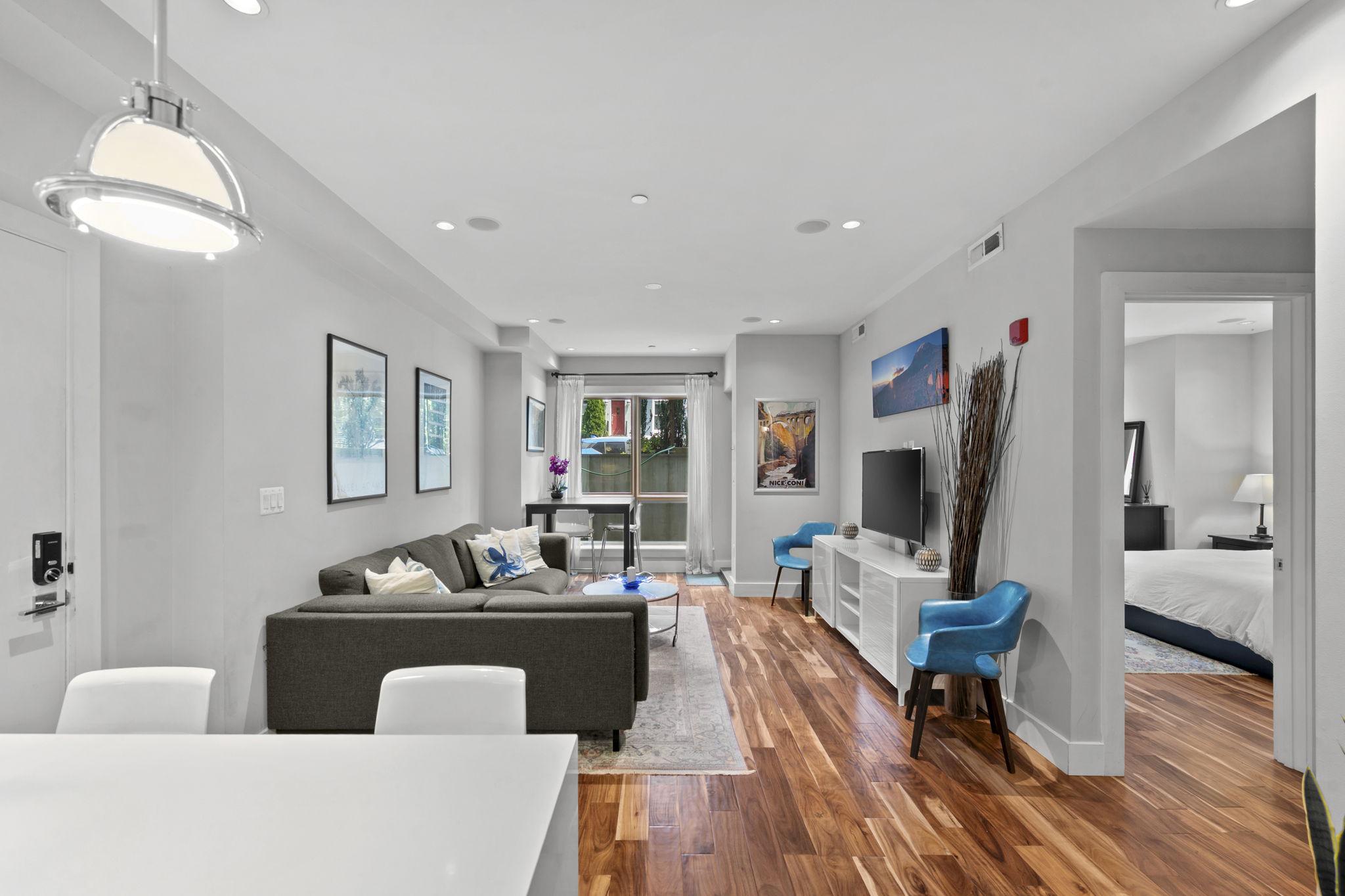 1337 K St SE ##101 — photo