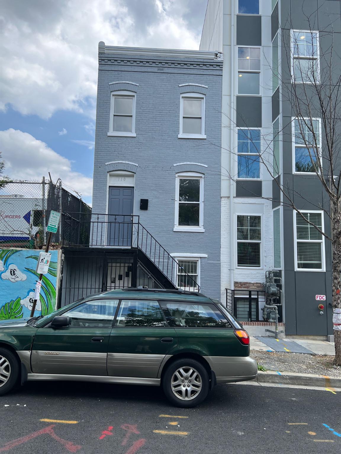 710 Girard St NW — photo