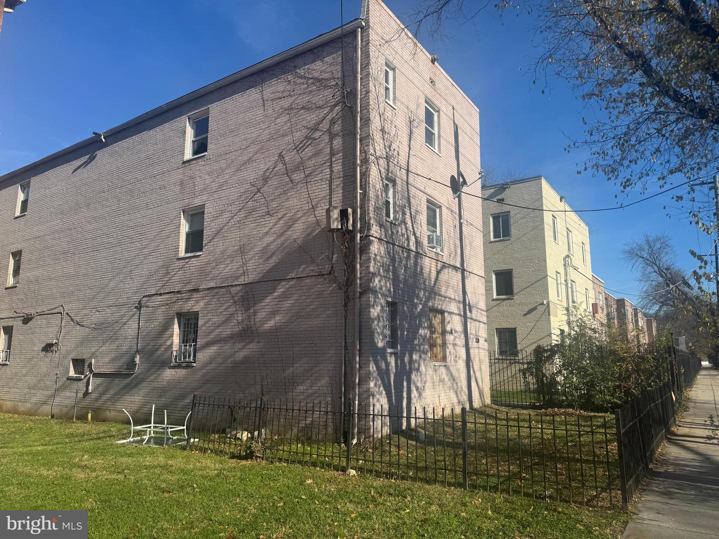 104 Atlantic St SE #301 — photo