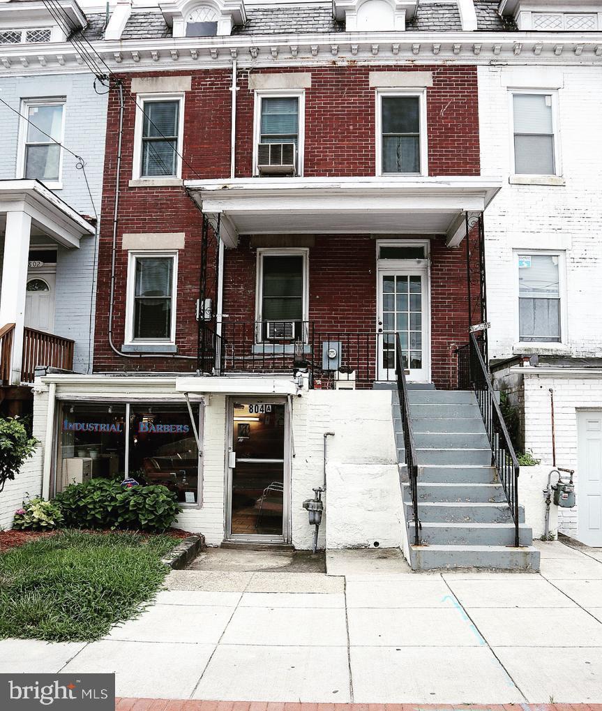 804 Kennedy St NW — photo