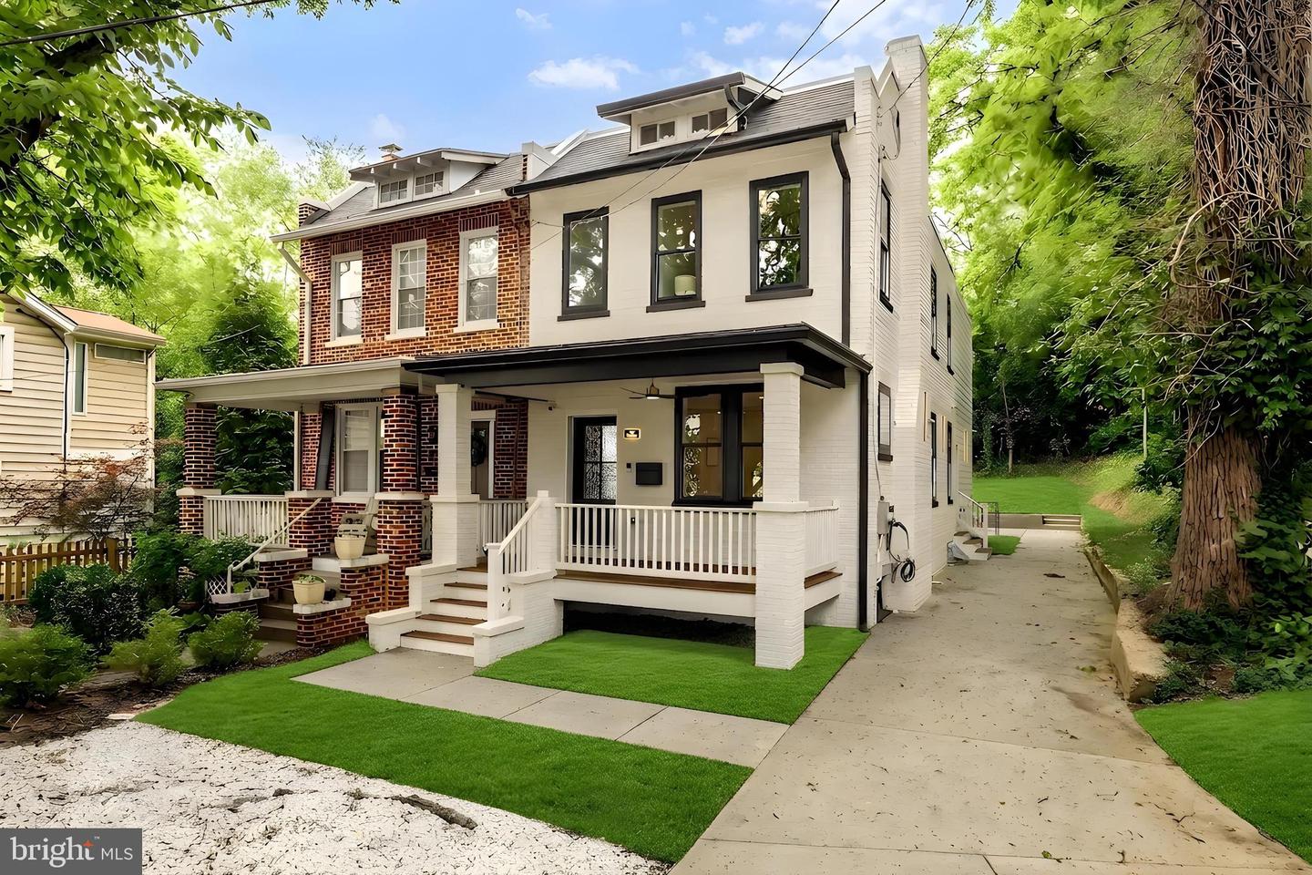 1430 Brentwood Rd NE — photo