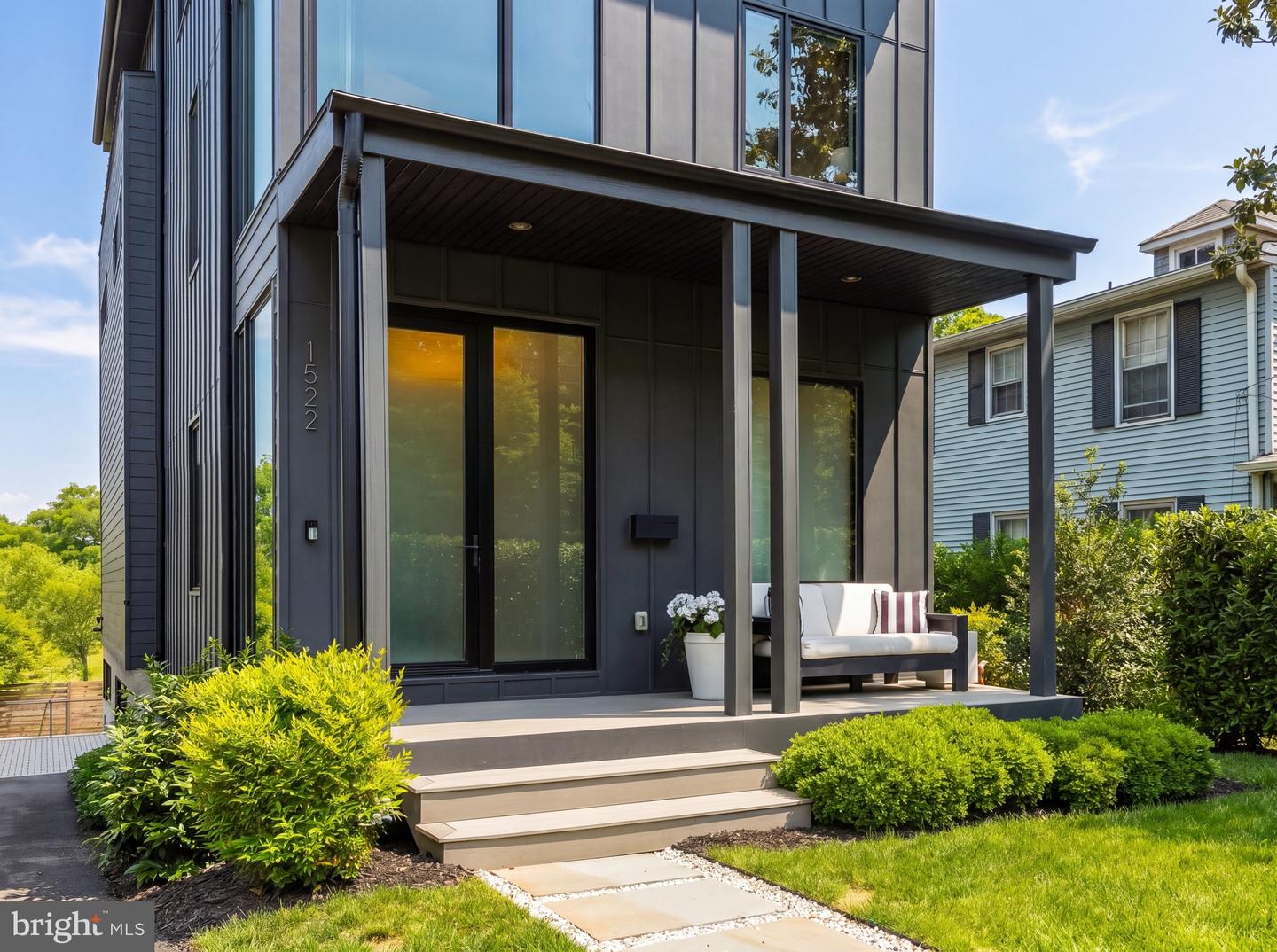 1522 Foxhall Road NW, Washington, DC 20007 — photo 3