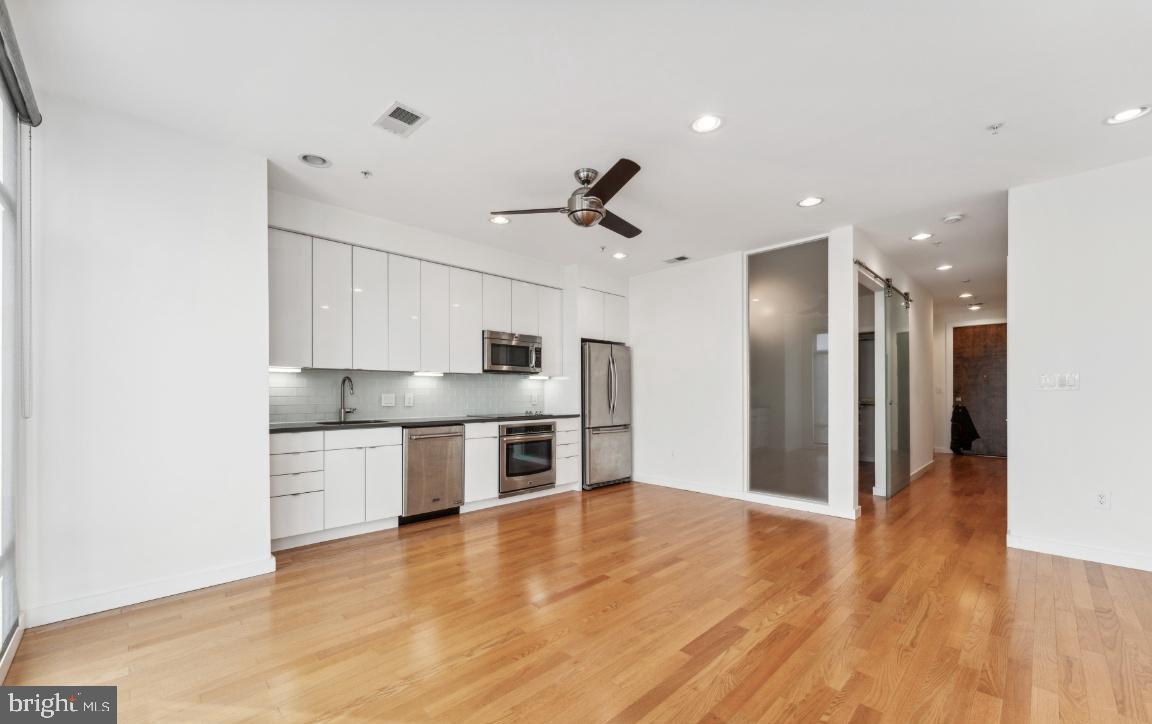 435 R St NW #301 — photo