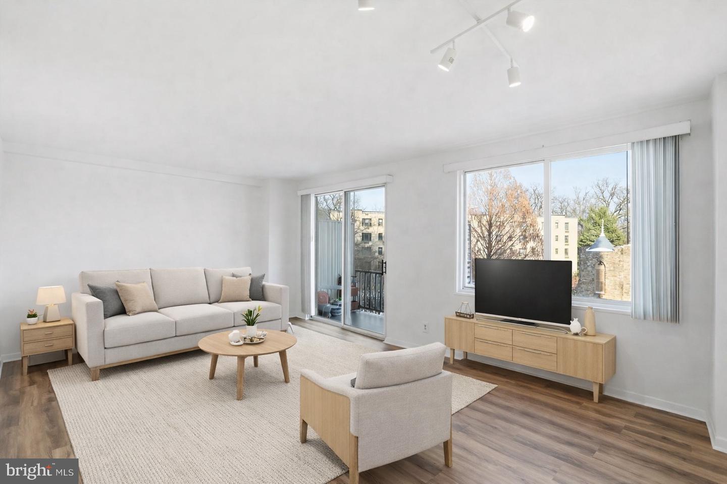 2829 Connecticut Ave NW #411 — photo