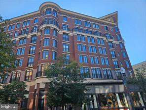 1390 Kenyon St NW #716 — photo