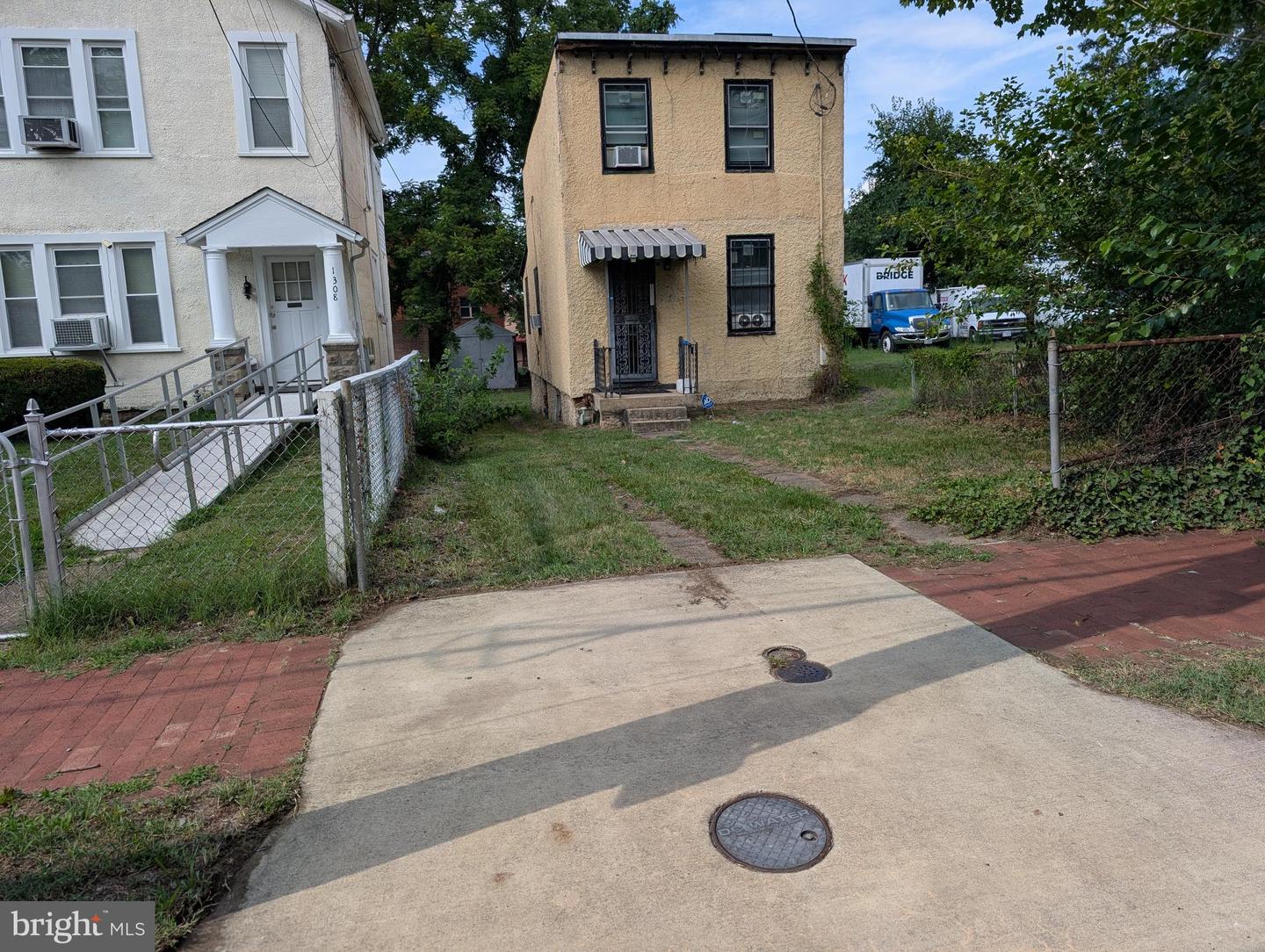 1312 V St SE — photo