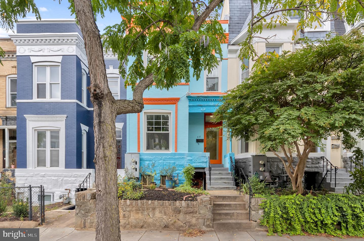 48 Q St NE #a — photo